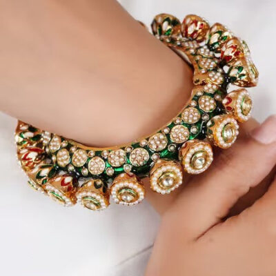 JADAU BANGLES