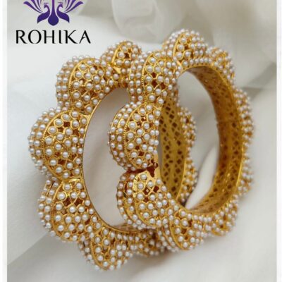 WHITE PEARL KUNDAN JADAU BANGLES