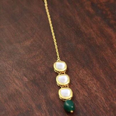 Gold Finish White Kundan Maangtika
