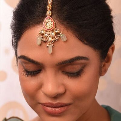 Gold Finish Kundan Polki Maantika