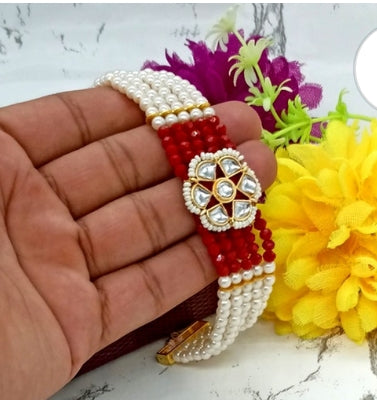 Multistrand Pearls Bracelet