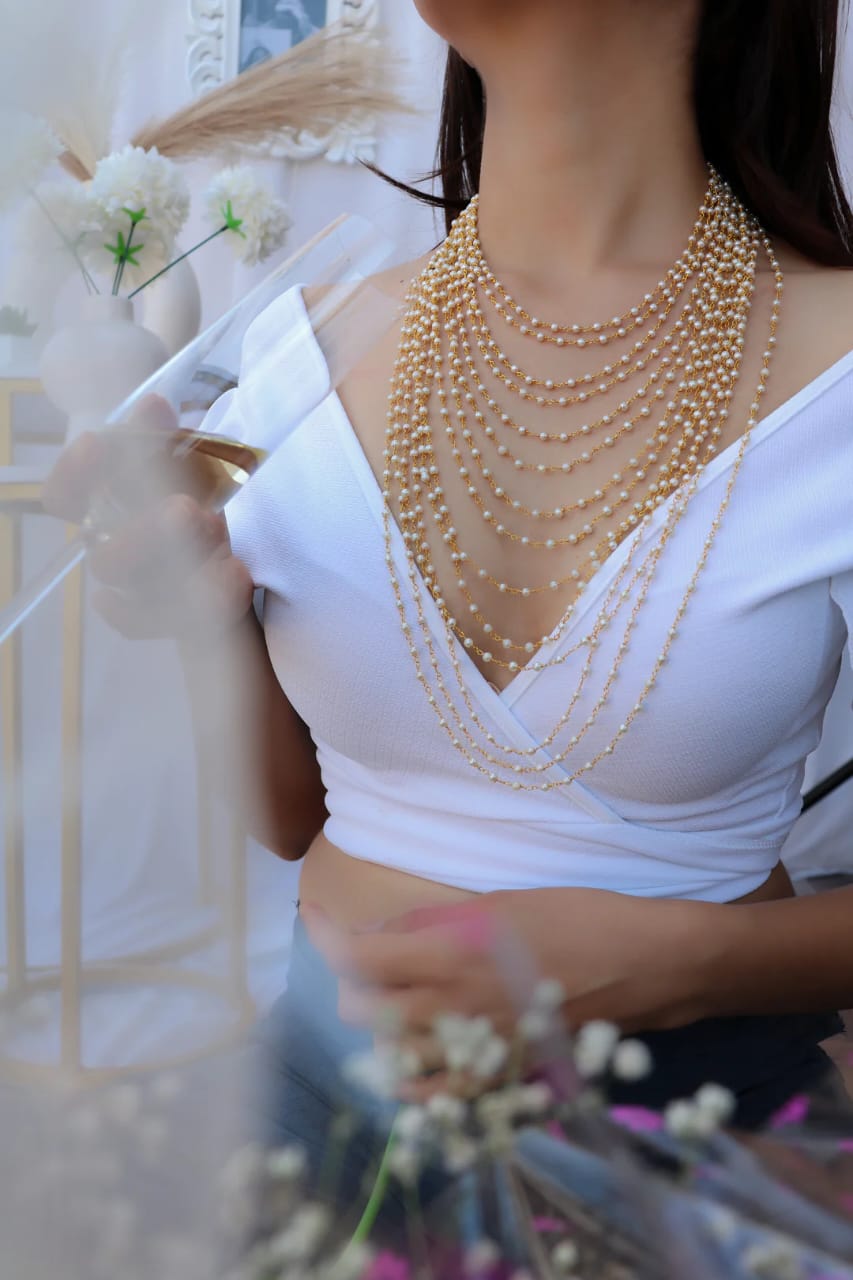 Multilayer White Peral Necklace