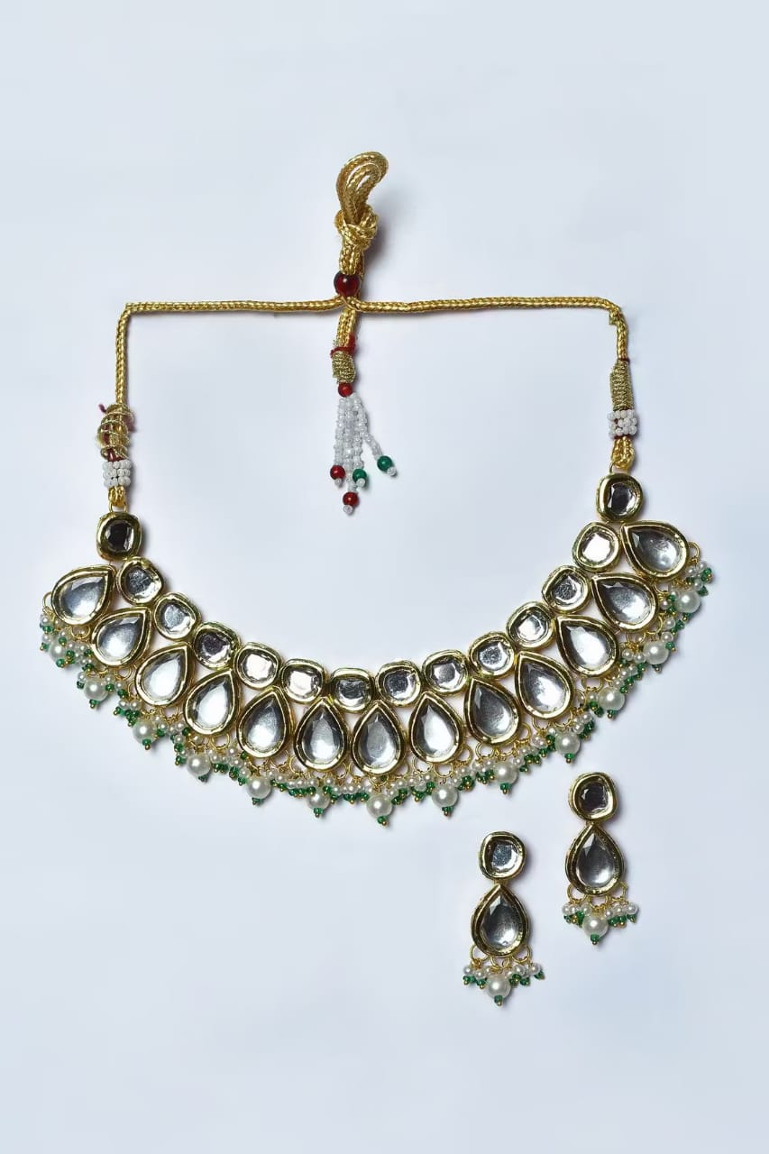 Embellished Kundan Necklace Set - Image 3