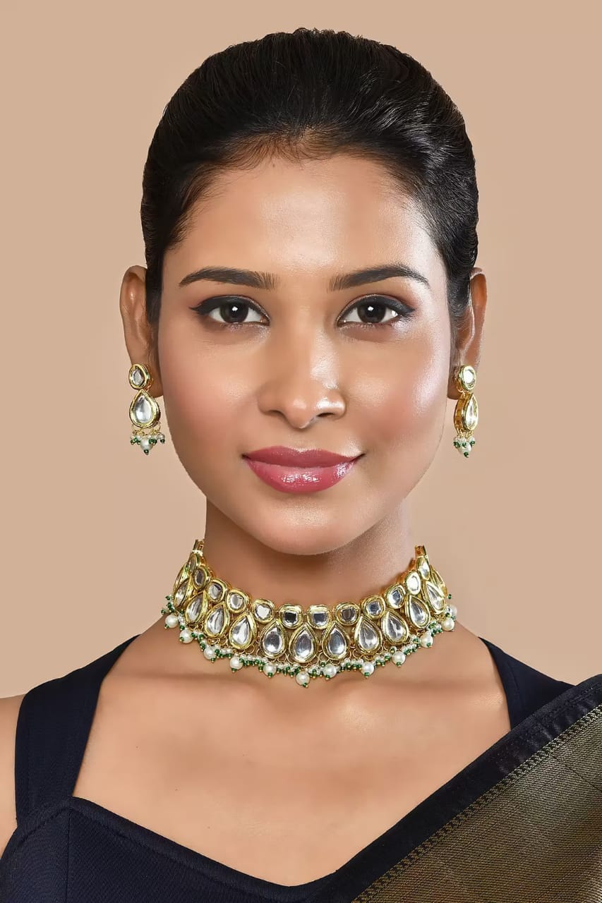 Embellished Kundan Necklace Set - Image 4