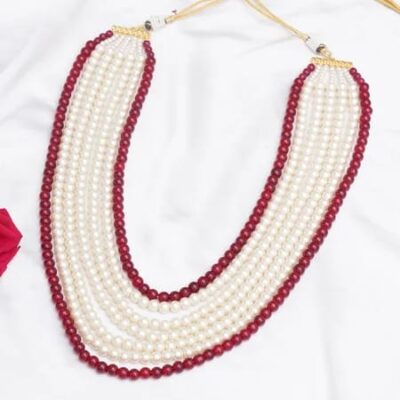 White And Maroon Beaded Neckpiece One Size)