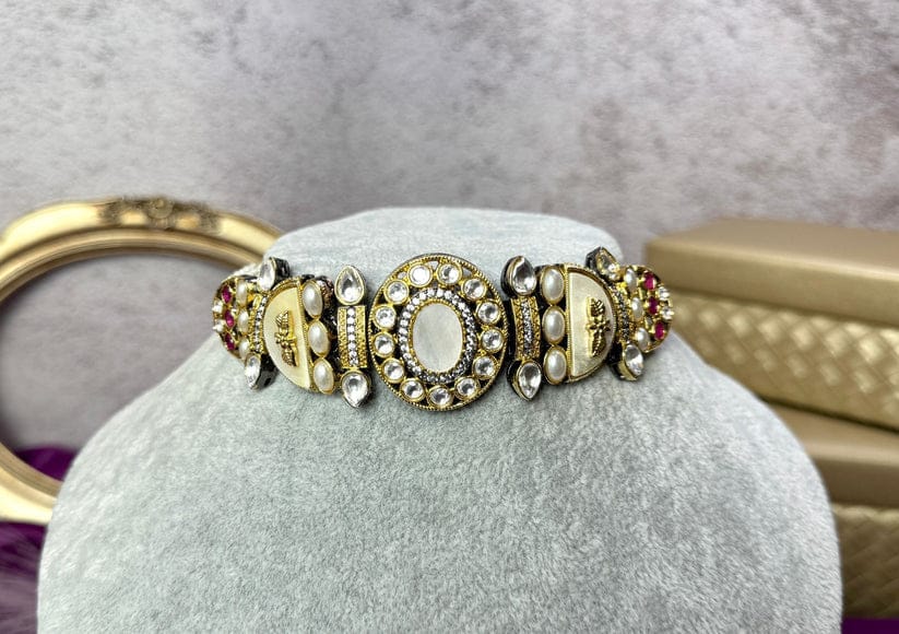 Tyaani Inspired Polki Necklace - Image 3