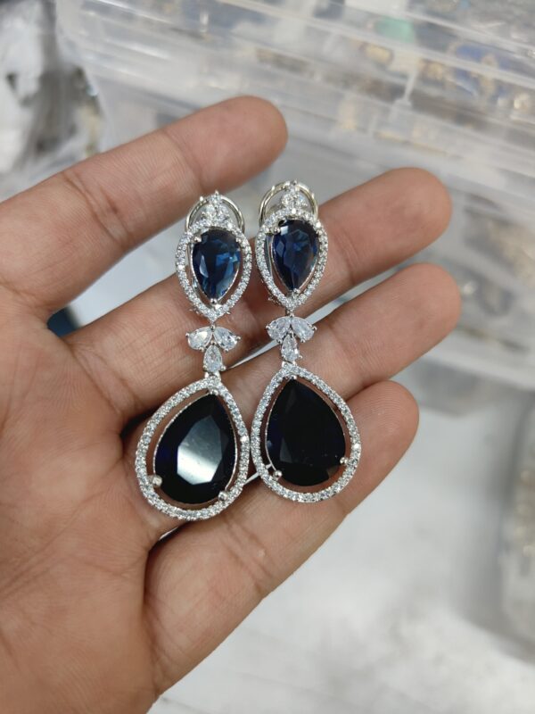 Elegant American Diamond Earrings - Image 2