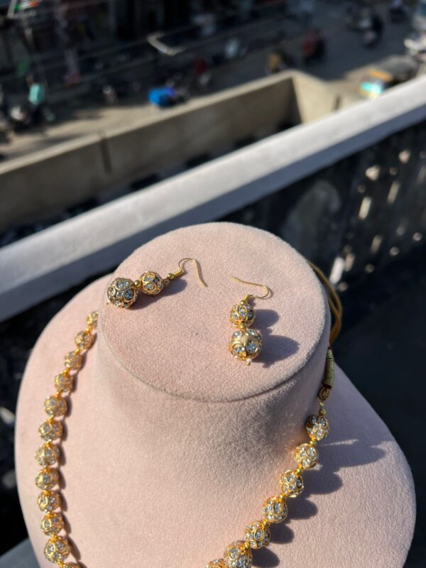 Gold Finish Kundan Polki & Natural Stone Necklace Set - Image 6