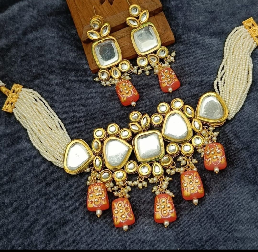 Gold Plated Pearl Necklace Set With Earrings - Image 10