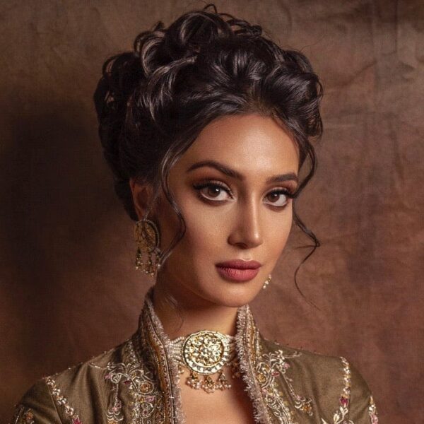 Gold Finish Choker Necklace Set - Image 2