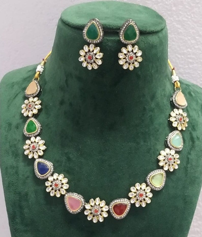 Premium Quality Victorian Polished Floral Necklace