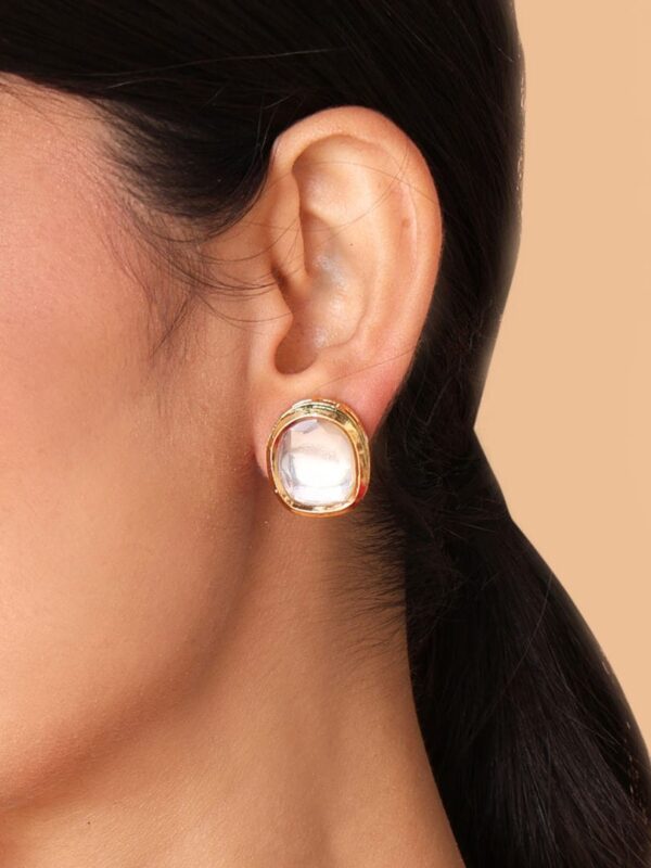 Pack Of 4 White Color Kundan Earrings - Image 8
