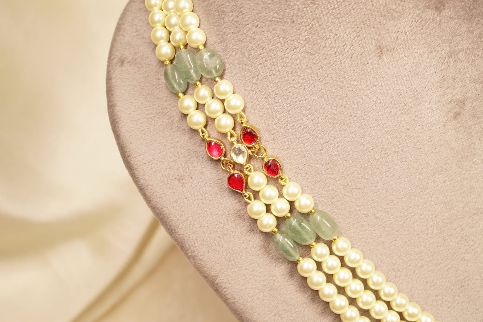 Green beads Necklace - Image 3