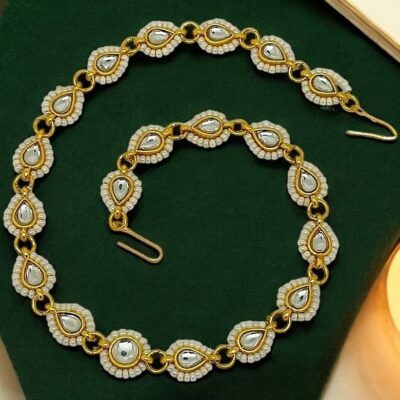 Gold Kundan Studded Mathapatti