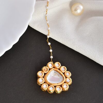 Gold Plated Kundan Maang Tika