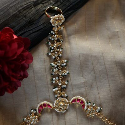 Zhuri Kundan And Pearl Hathphool Bracelet (Pack Of 2)