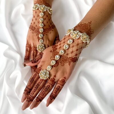 Gold Tone Adjustable Kundan Hathphool (Pack Of 2)