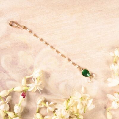 Green Color Gold Plated Kundan Maang Tika