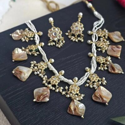 Floral grace mother of pearl necklace set