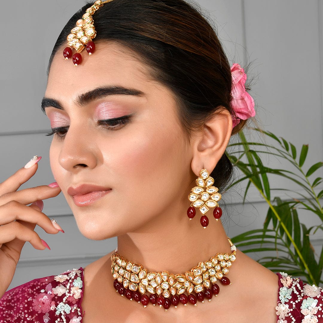 Kundan Elegance Red Beads And Faux Kundan Opulent Maang Tika Set - Image 2