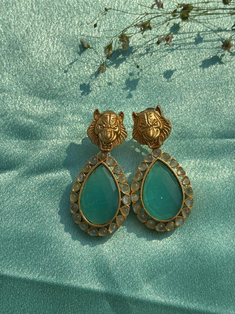 Viral “Sabyasachi” inspired earrings - Image 2