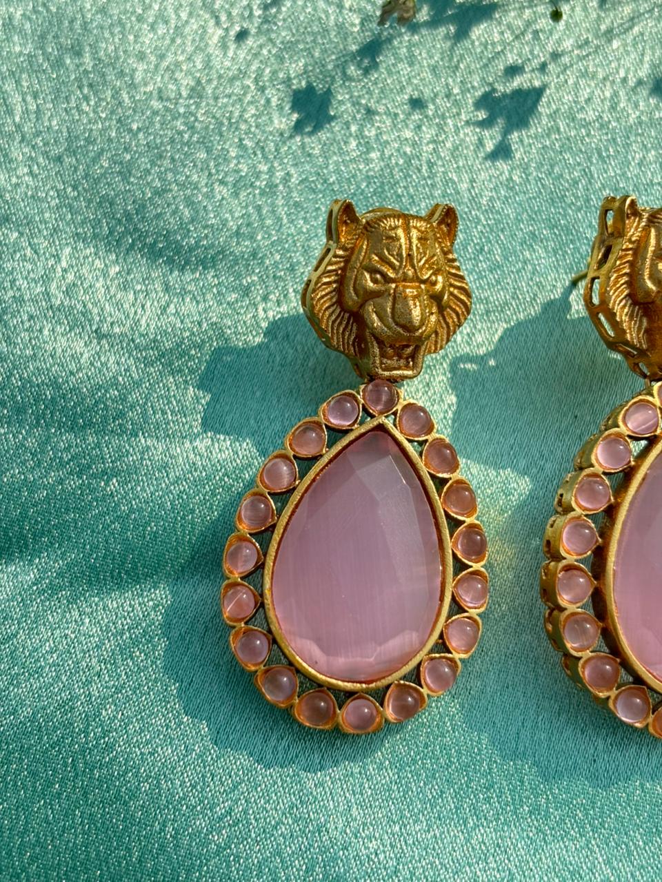Viral “Sabyasachi” inspired earrings - Image 2