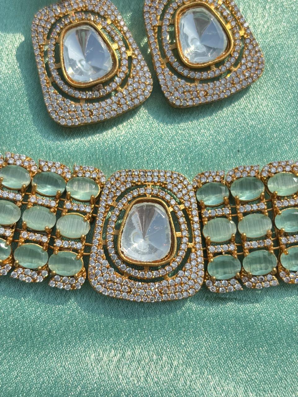 Gold Plated Zari Zircon Embellished Necklace Set - Image 3