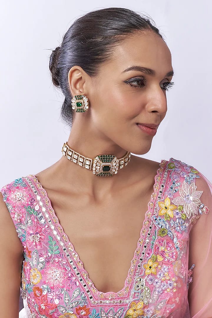 Gold Finish Uncut Zircon & Emerald Green Stone Choker Necklace Set - Image 2