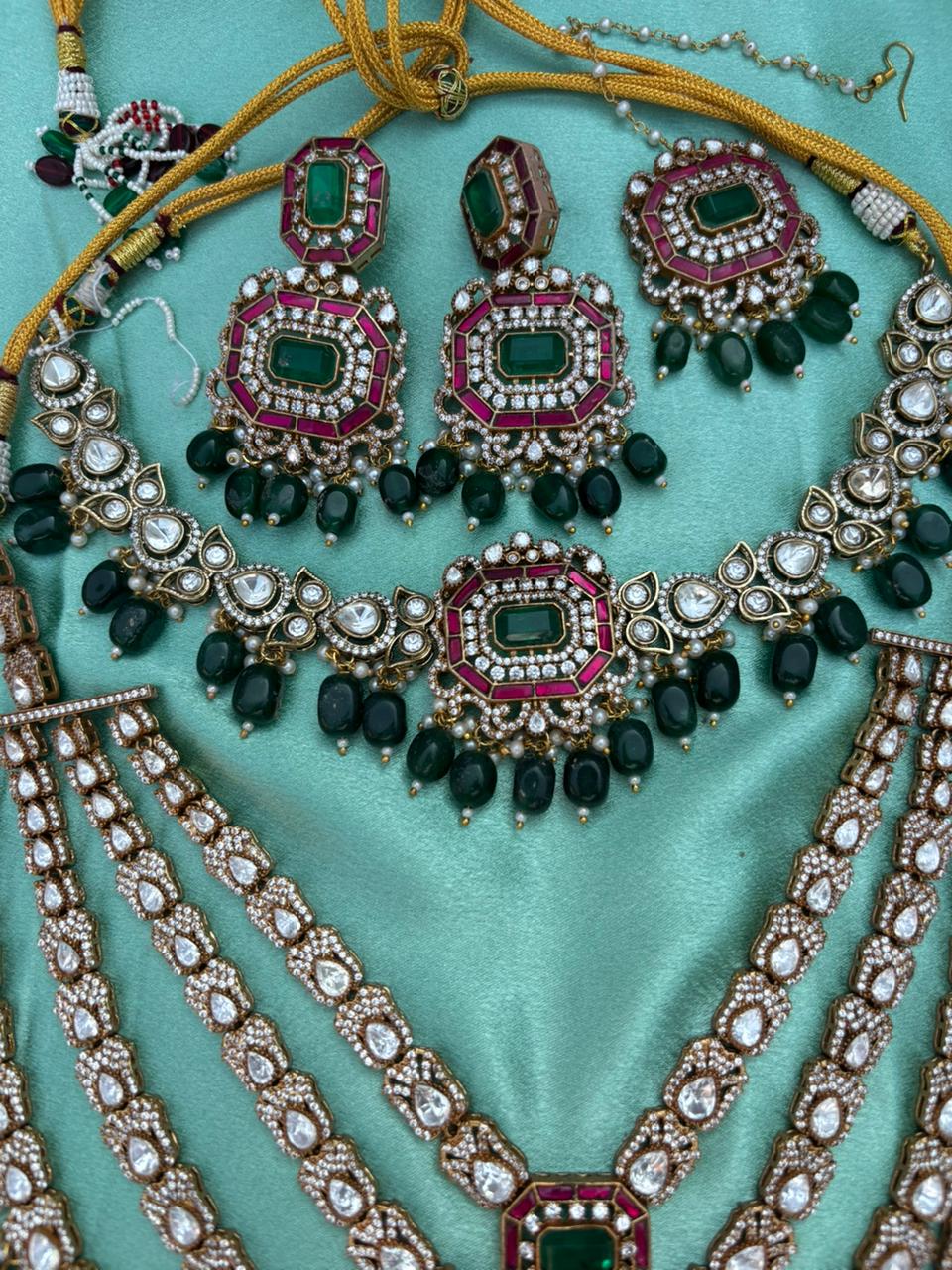 Brakha R&G Kundan Necklace Set - Image 5