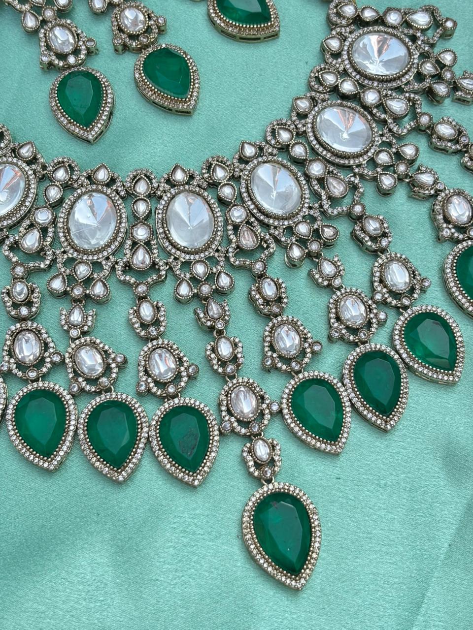 Kaasni Polki Bridal Necklace Set - Image 4