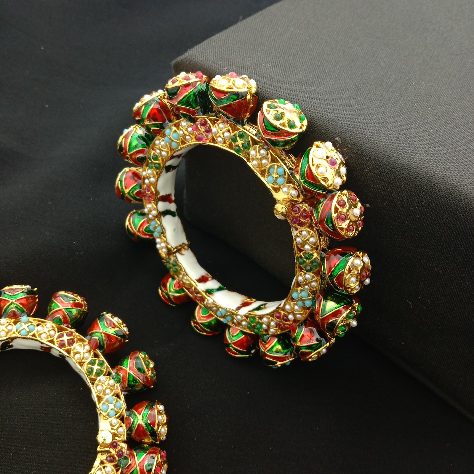 Traditional Meenakari Bridal Bangle Set (Pack Of 2)