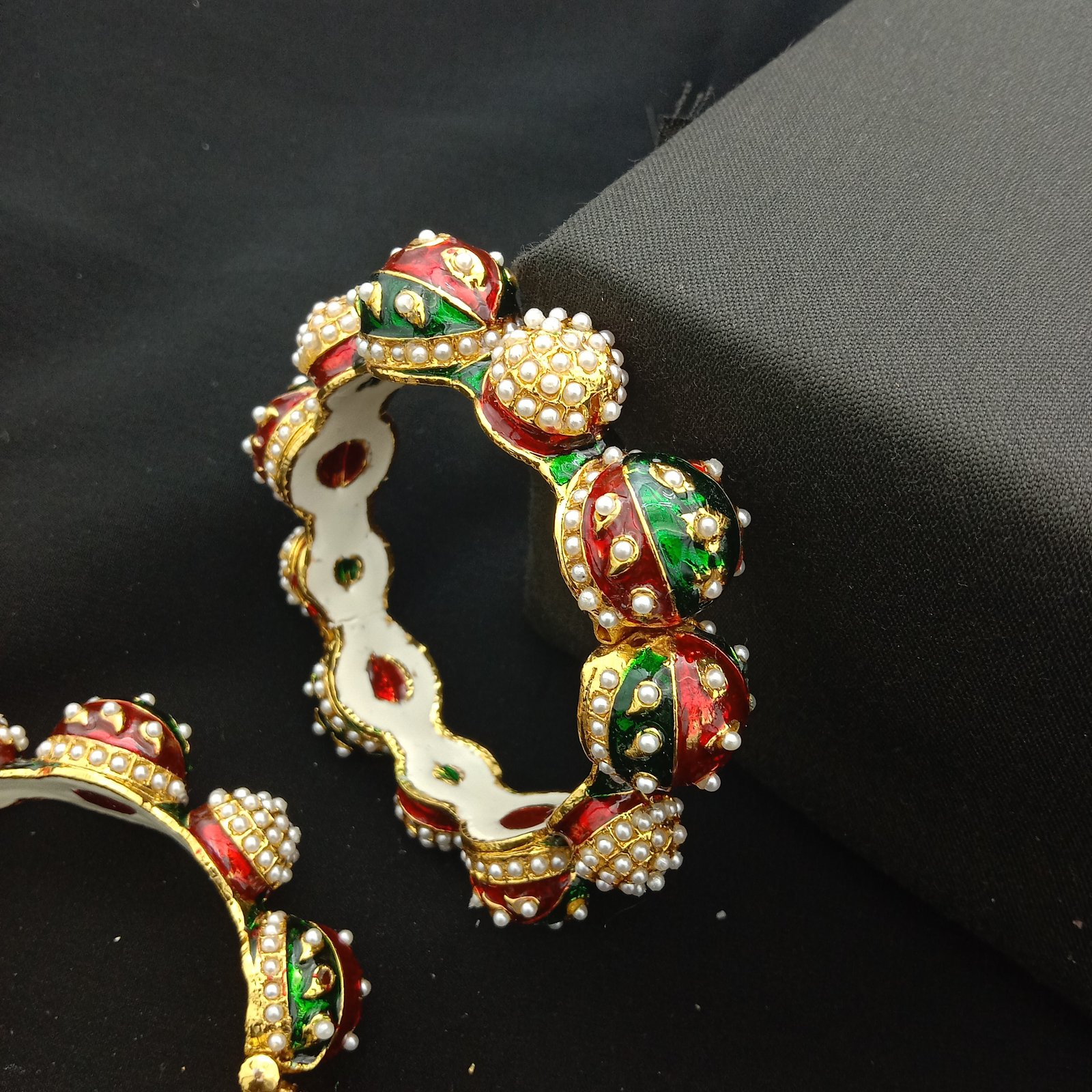 Traditional Meenakari Bridal Bangle Set (Pack Of 2)