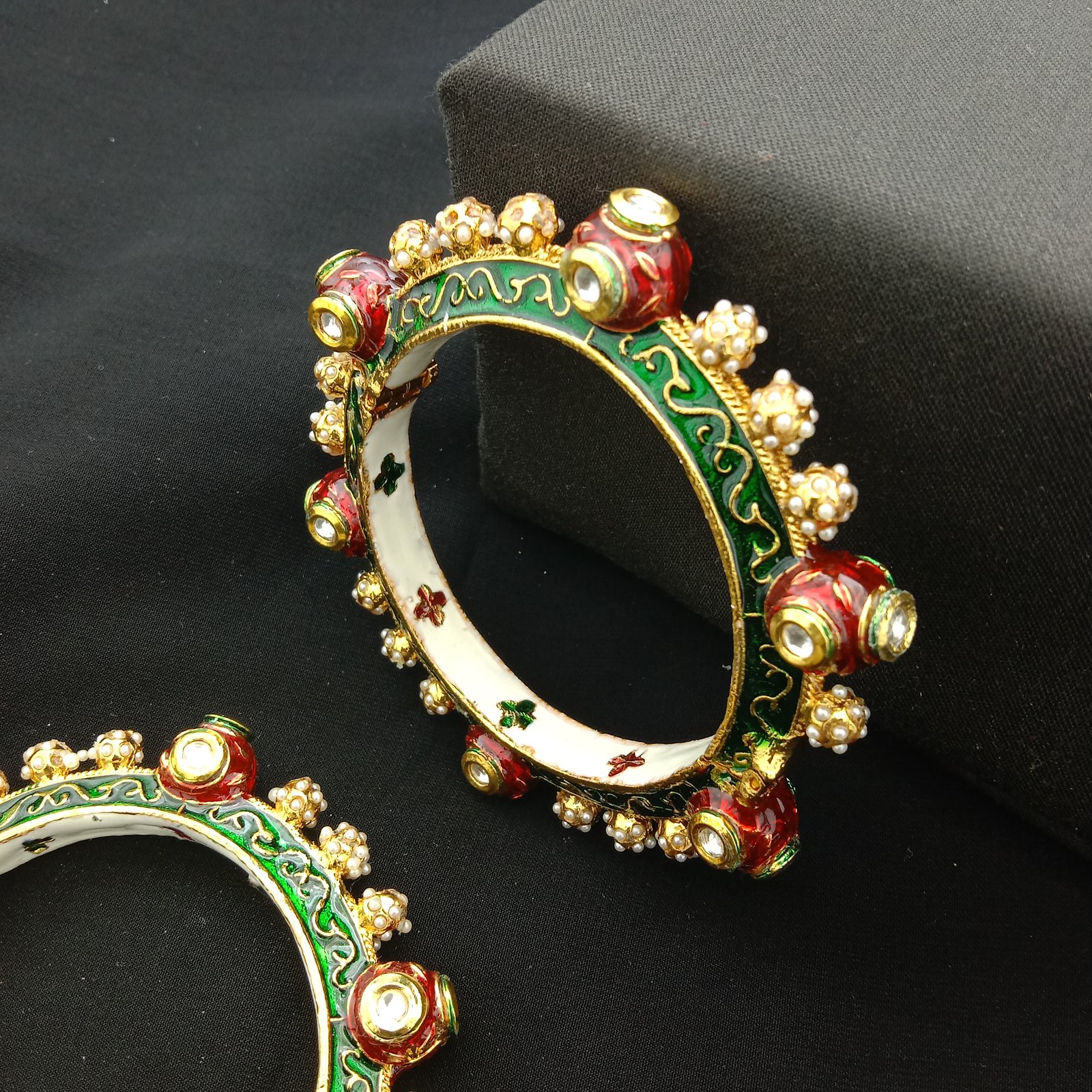 Traditional Meenakari Bridal Bangle Set (Pack Of 2)
