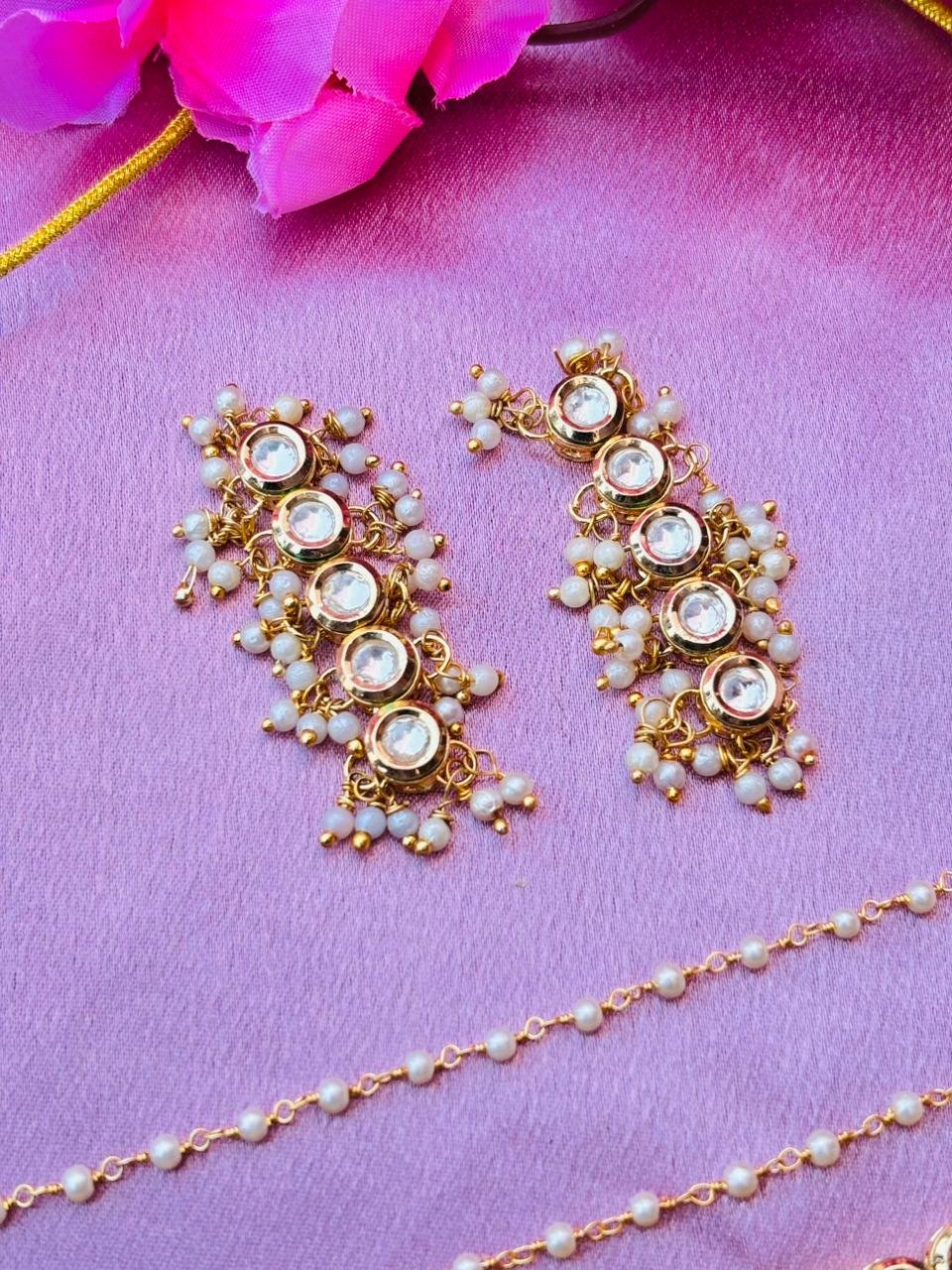 Kundan Circular Stone Choker Necklace Set with Earrings - Image 4