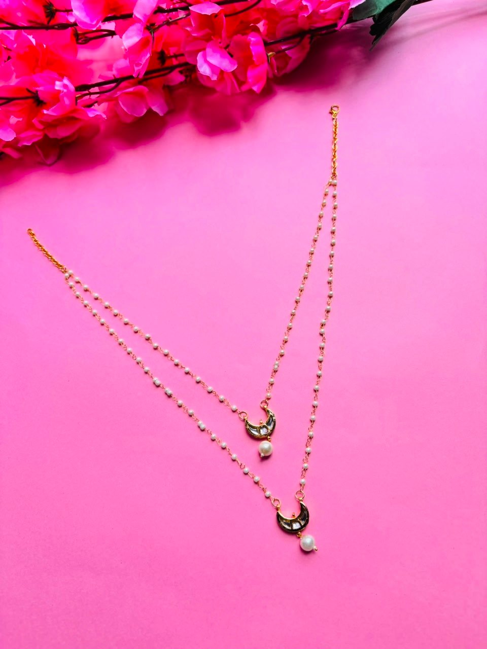 Double Layer Kundan Moon Pendant Necklace - Image 2