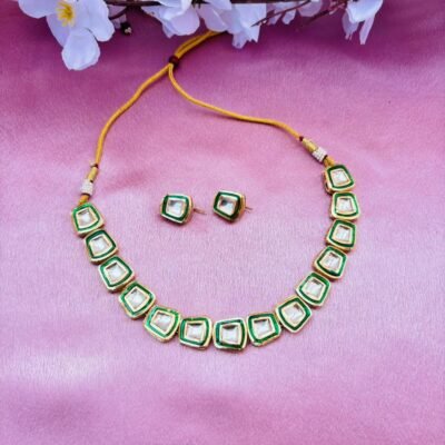 Kundan Choker Necklace Set with Earrings