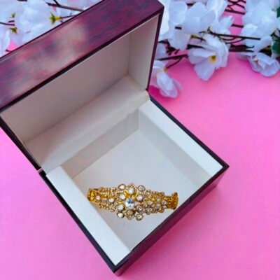 Elegant Kundan And Stone-Embellished Hinged Openable Bracelet (Pack Of 1)