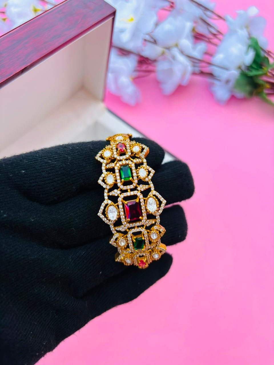 CZ Embellished Victorian Hinged Openable Bracelet (Pack Of 1) - Image 3