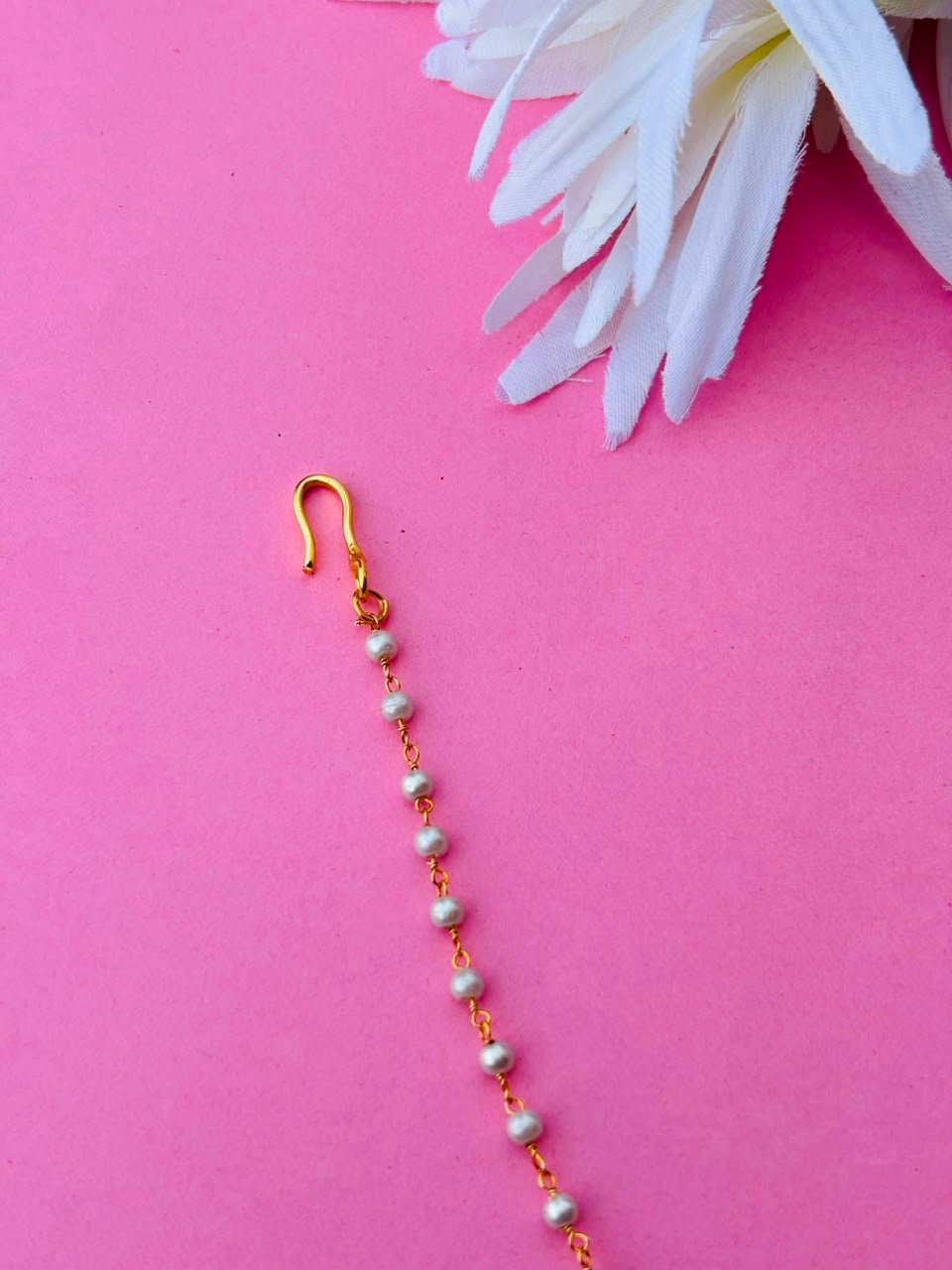 White Pearl Maang Tikka with Pearl Chain - Image 3