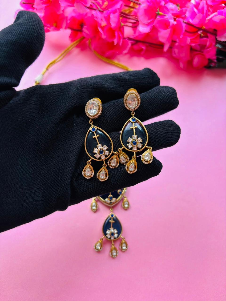 Kundan Blue Floral Pendant Necklace Set - Image 5