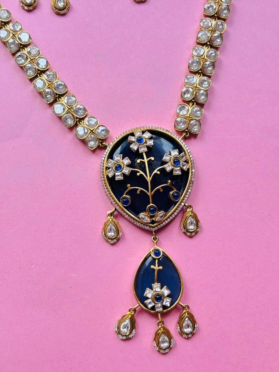 Kundan Blue Floral Pendant Necklace Set - Image 2
