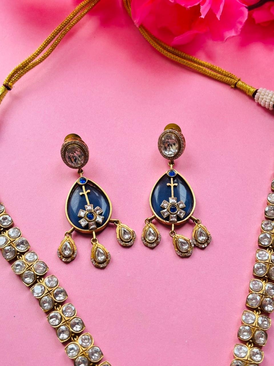 Kundan Blue Floral Pendant Necklace Set - Image 3