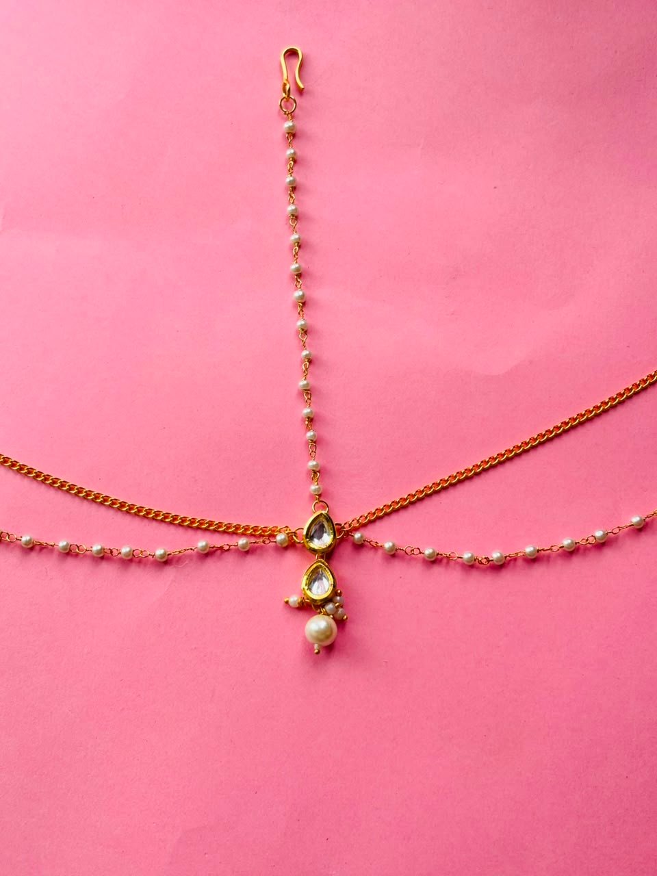 Delicate Kundan & Pearl Mathapatti - Image 2