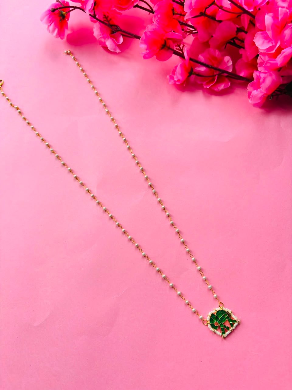 Artistic Animal Theme Gold-Plated Necklace for Trendy Look - Image 2