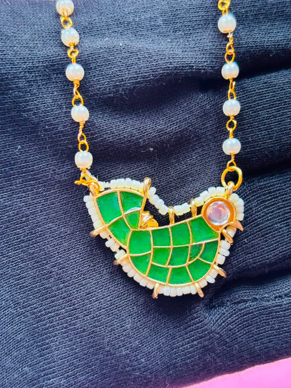 Artistic Animal Theme Gold-Plated Necklace for Trendy Look - Image 5