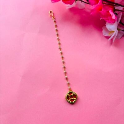 Handcrafted Kundan Maang Tikka