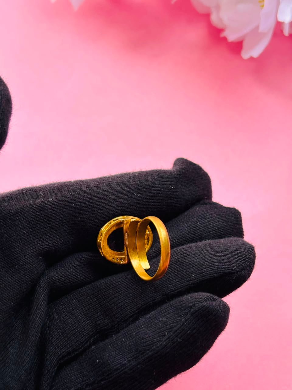Emerald Green Statement Ring - Image 7