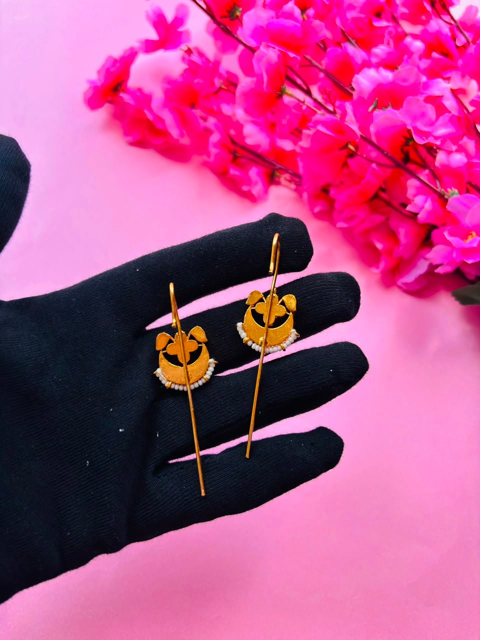 Gold Plated Kundan Ear Cuff - Image 6
