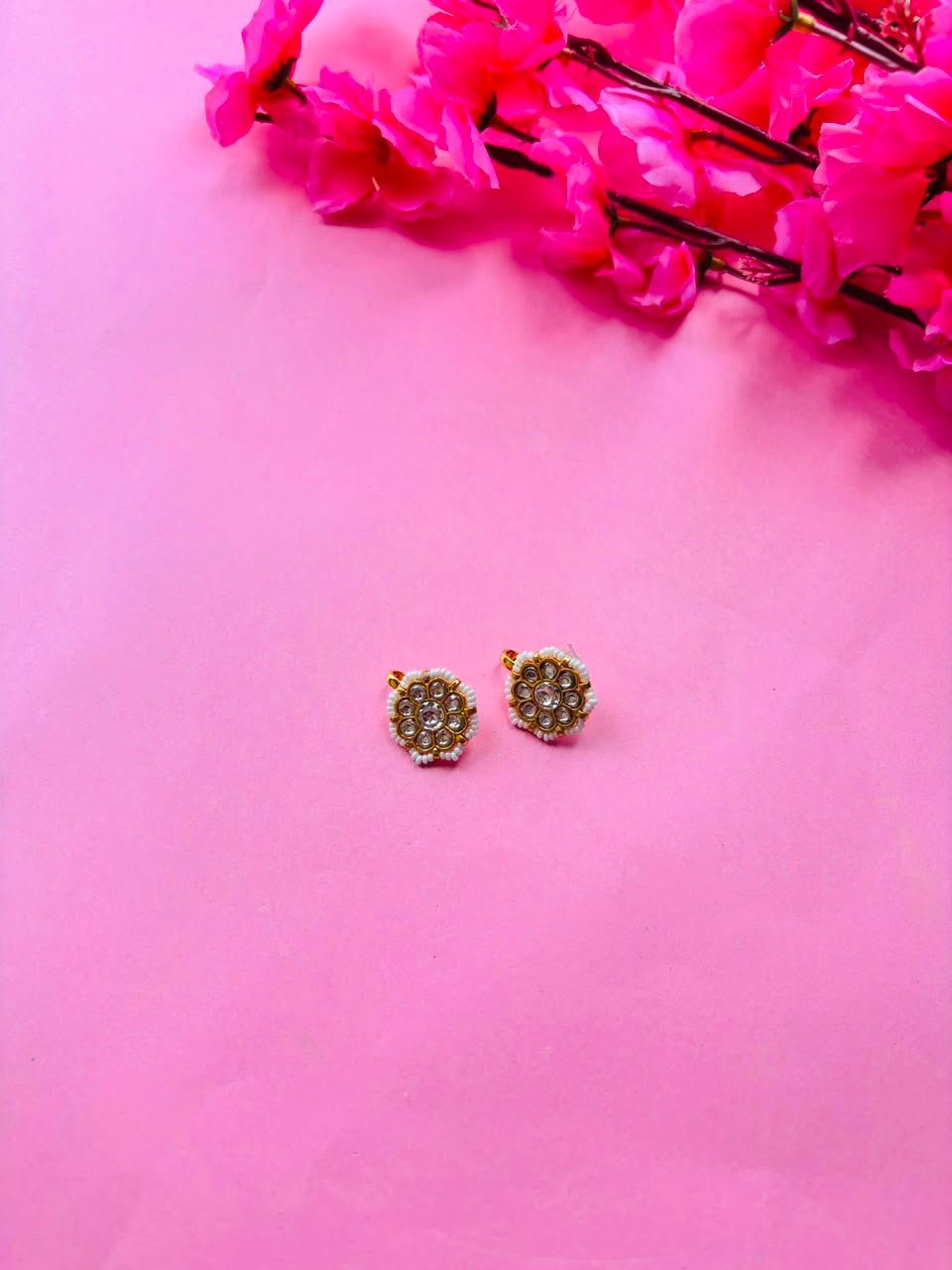 Gold Plated Kundan Ear Cuff - Image 3