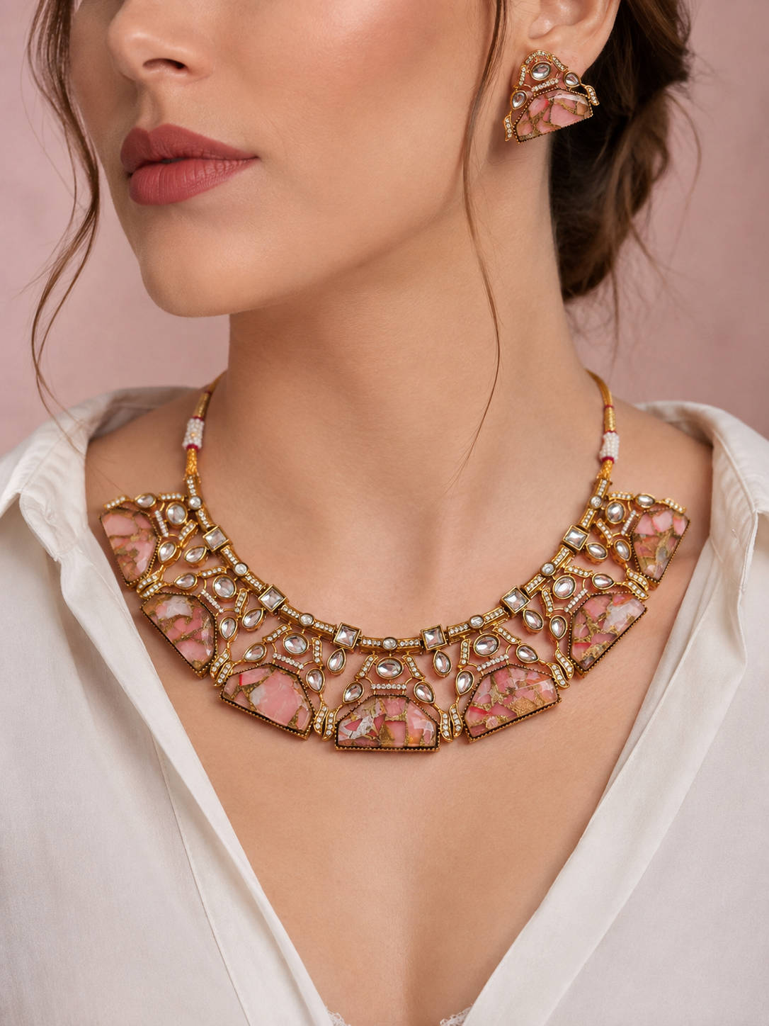 Kundan Choker Necklace Set With Pink Stone Pendant